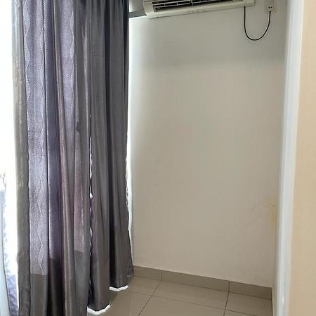 Marina Heights Hotel Residency Lumut Luaran gambar